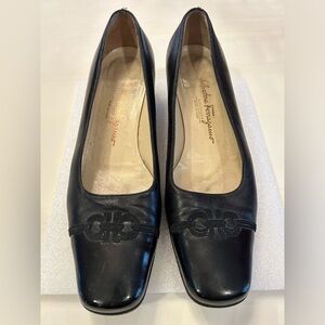 Ferragamo women’s shoes. 7.5.